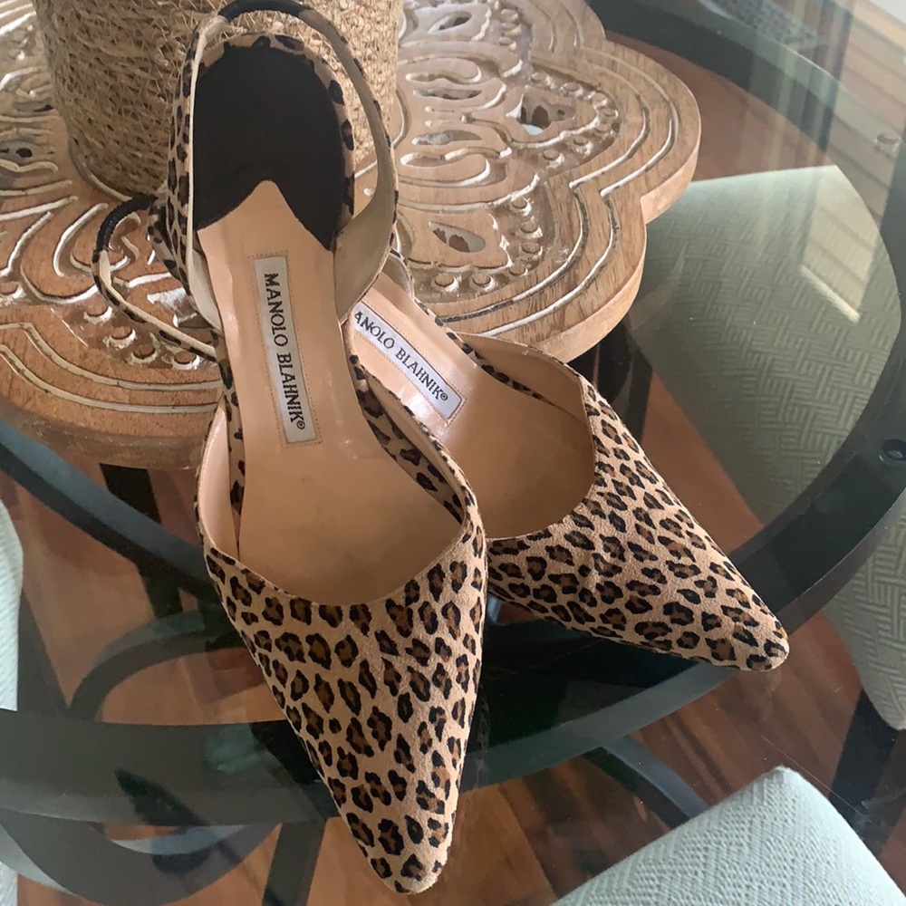 Manola leopard print kitten heels